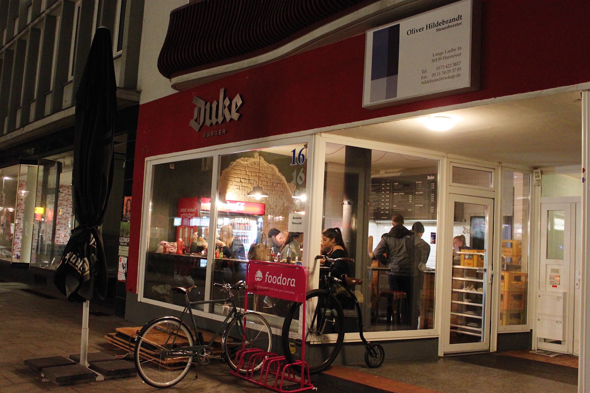 Duke Burger Hannover draussen