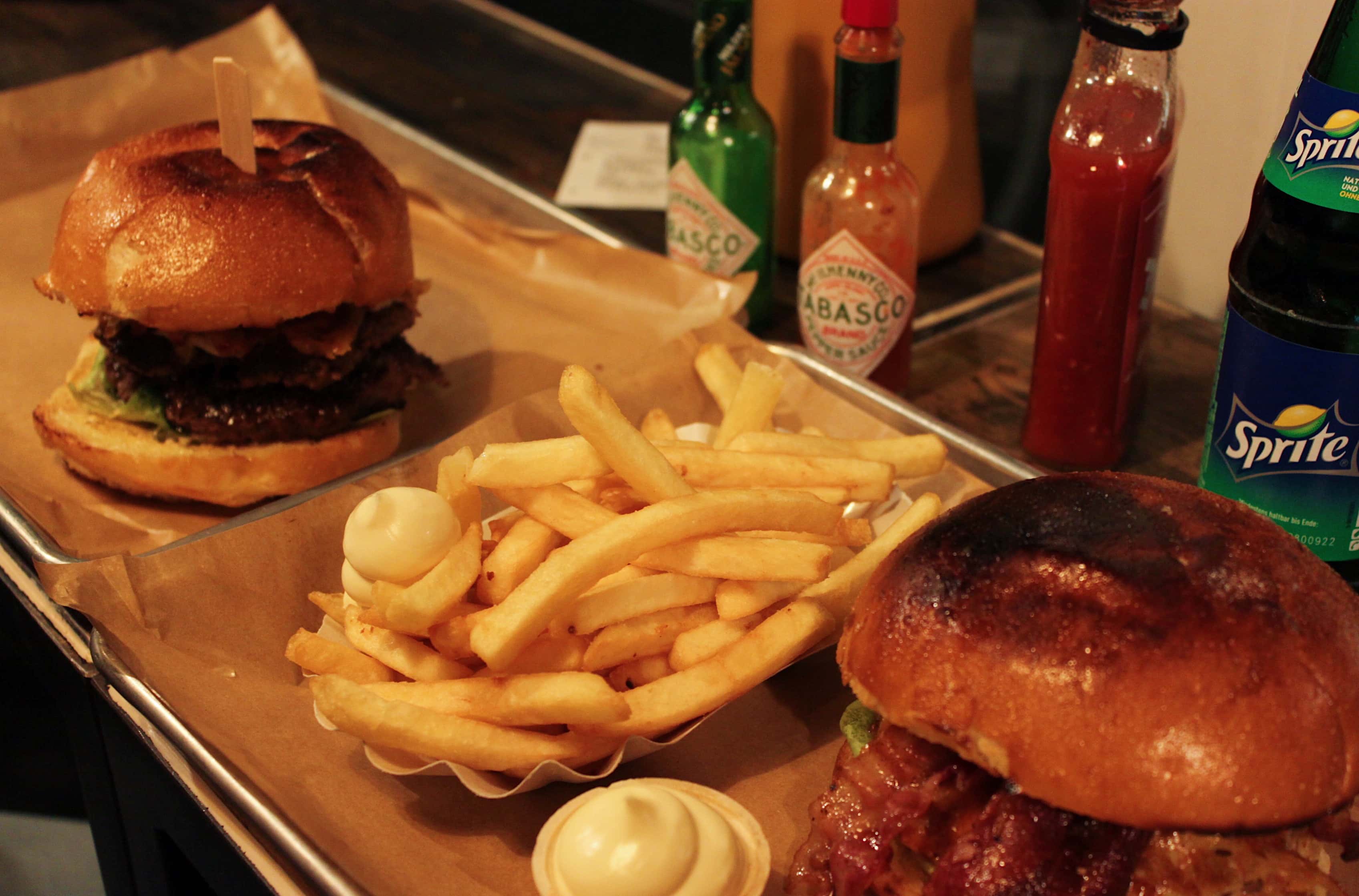 Duke Burger Hannover Pommes