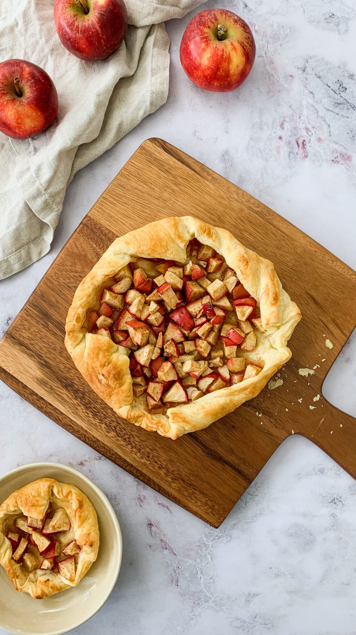 Schnellste, knusprige Apfeltarte mit Blätterteig - Mimi &amp; Rose Food Love