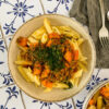 Kürbisbolognese mit Pennenudeln