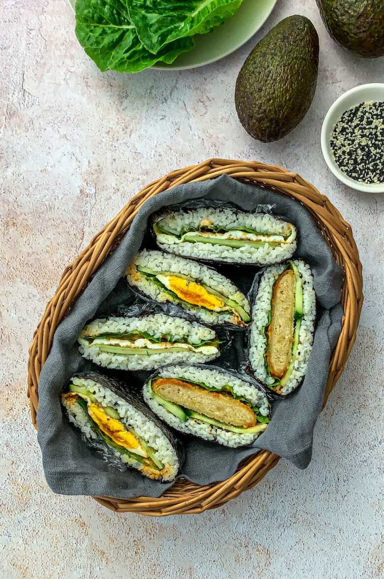 Onigirazu mit veggie Schnitzel