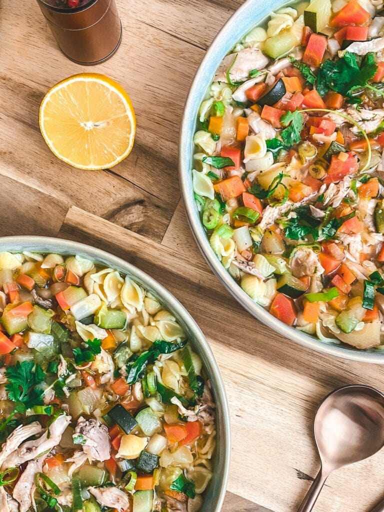 Rezept Hühnersuppe mit Nudeln