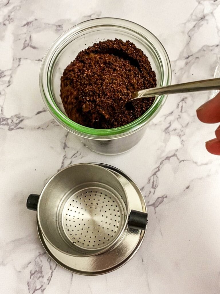 Cà Phê Sữa Đá - vietnamesischer Eiskaffee mit gezuckerter Kondensmilch Rezept