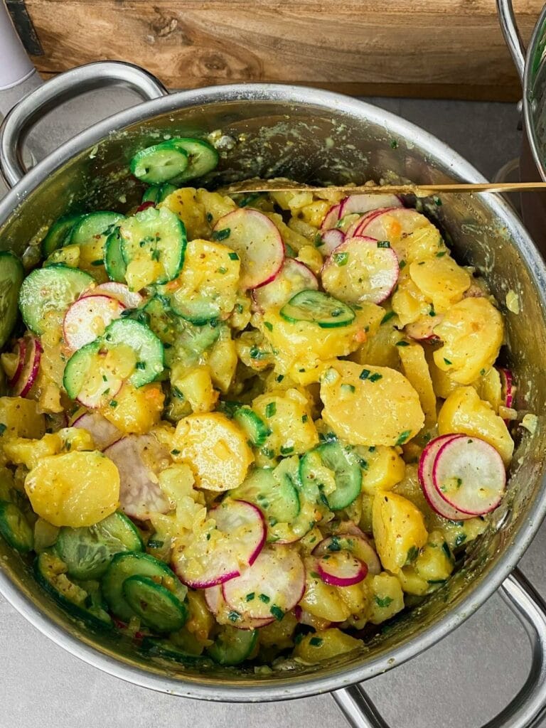 Einfacher Kartoffelsalat ohne Mayonnaise Rezept
