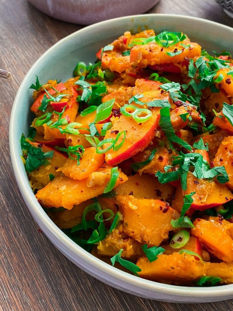 Bí xào tỏi - gebratener Kürbis mit Knoblauch - einfach vietnamesisch Kochen