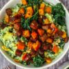 Grünkohl-Kürbis-Kartoffelbrei mit Bergwurst