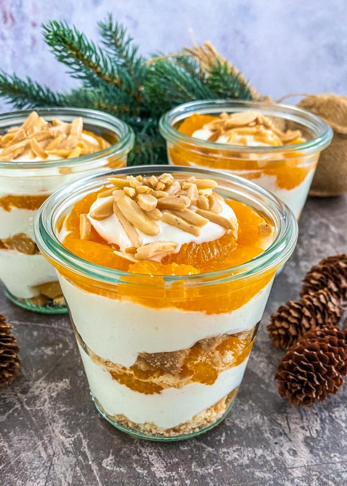 Einfaches Mandarin-Orangen-Vanille-Dessert – Das perfekte Glasdessert ... Einfaches Mandarin-Orangen-Vanille-Dessert – Das perfekte Glasdessert ...