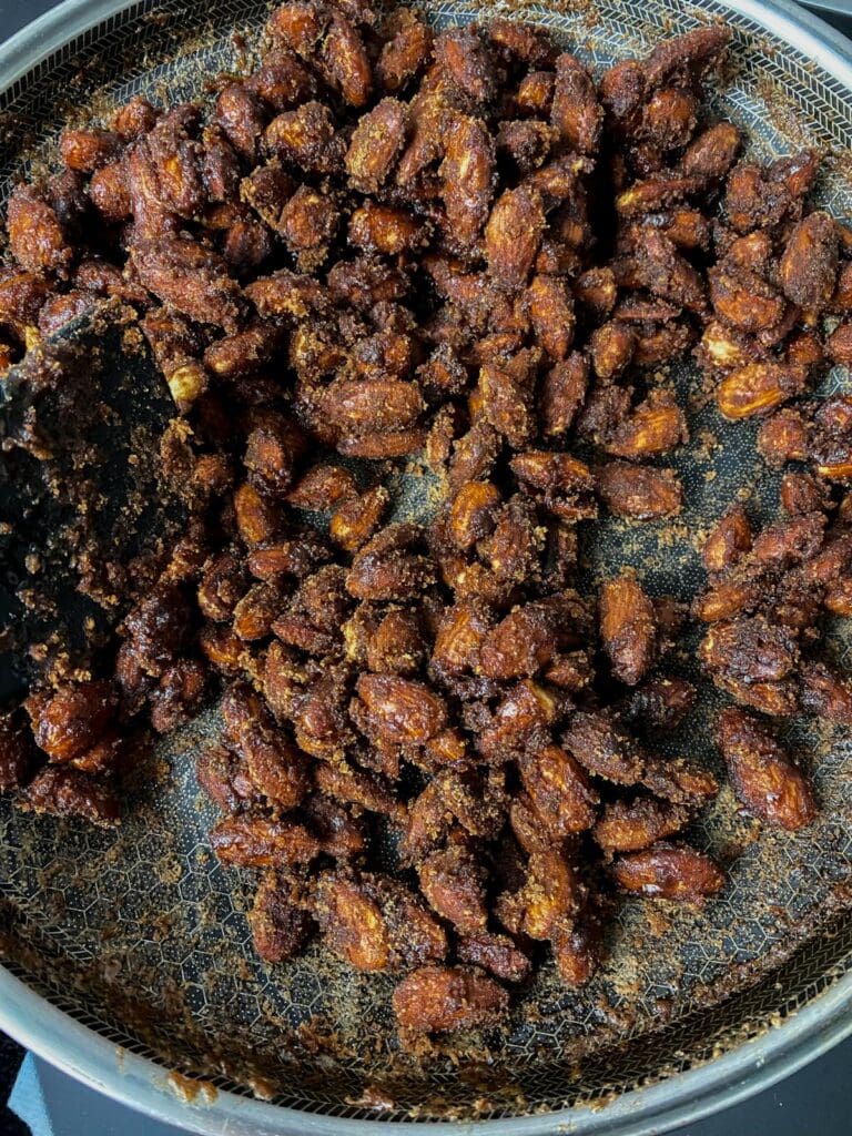 Einfaches Rezept für gebrannte Mandeln