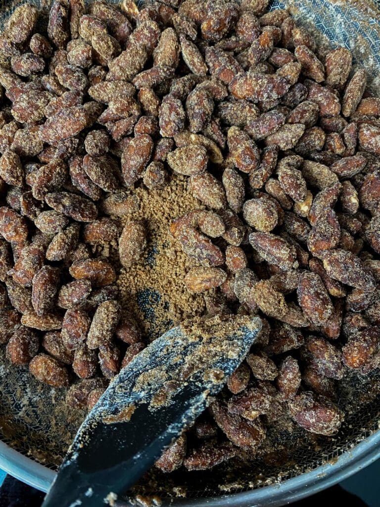 Einfaches Rezept für gebrannte Mandeln