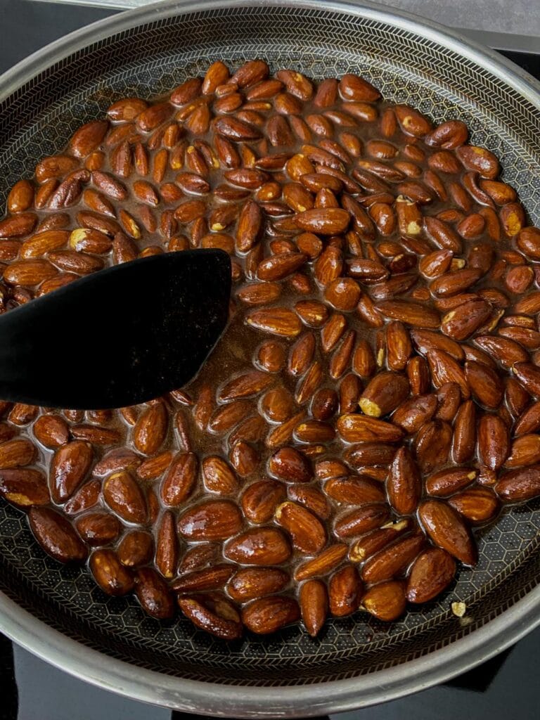 Einfaches Rezept für gebrannte Mandeln