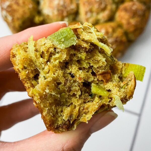 Würzige Brötchen-Sonne mit Parmesan, Lauch und getrockneten Tomaten ...