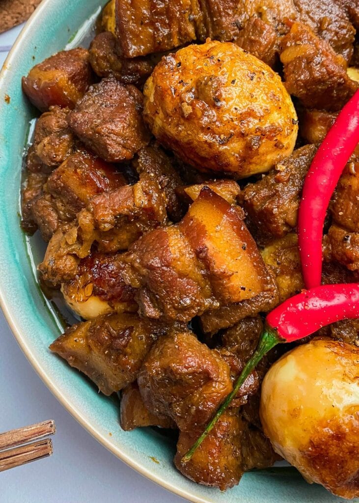 Thịt Kho Trứng Rezept