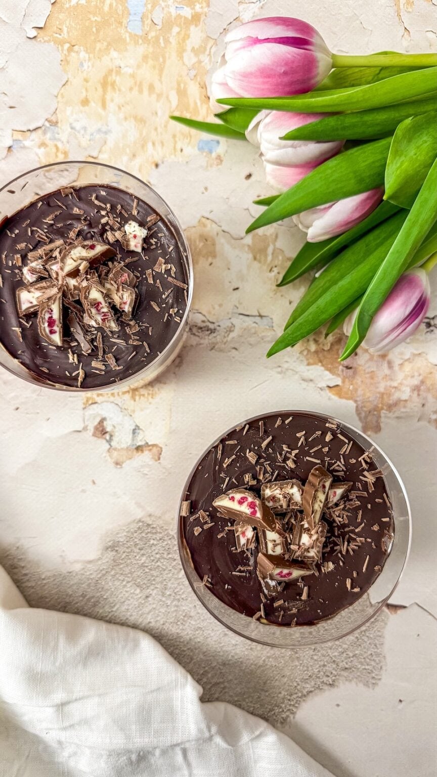 High Protein Yogurette Bowl mit frischen Erdbeeren – Schnell & einfach ... High Protein Yogurette Bowl mit frischen Erdbeeren – Schnell & einfach ...