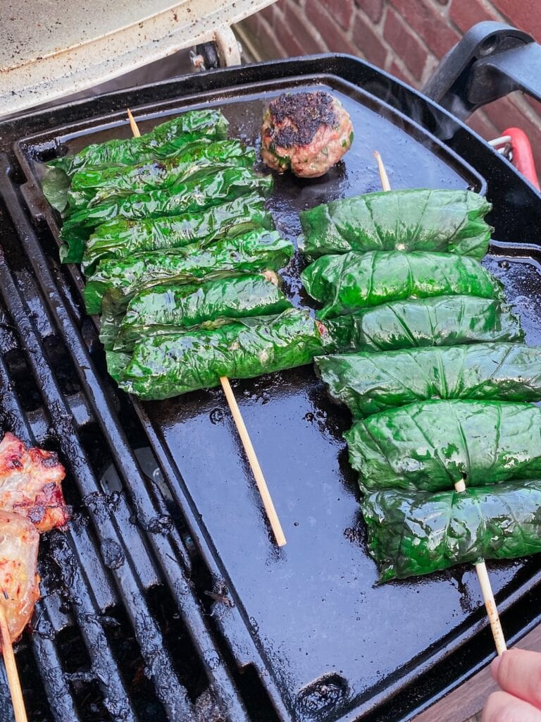 Chả Lá Lốt - vietnamesische Hackfleichröllchen in Pfefferblättern
