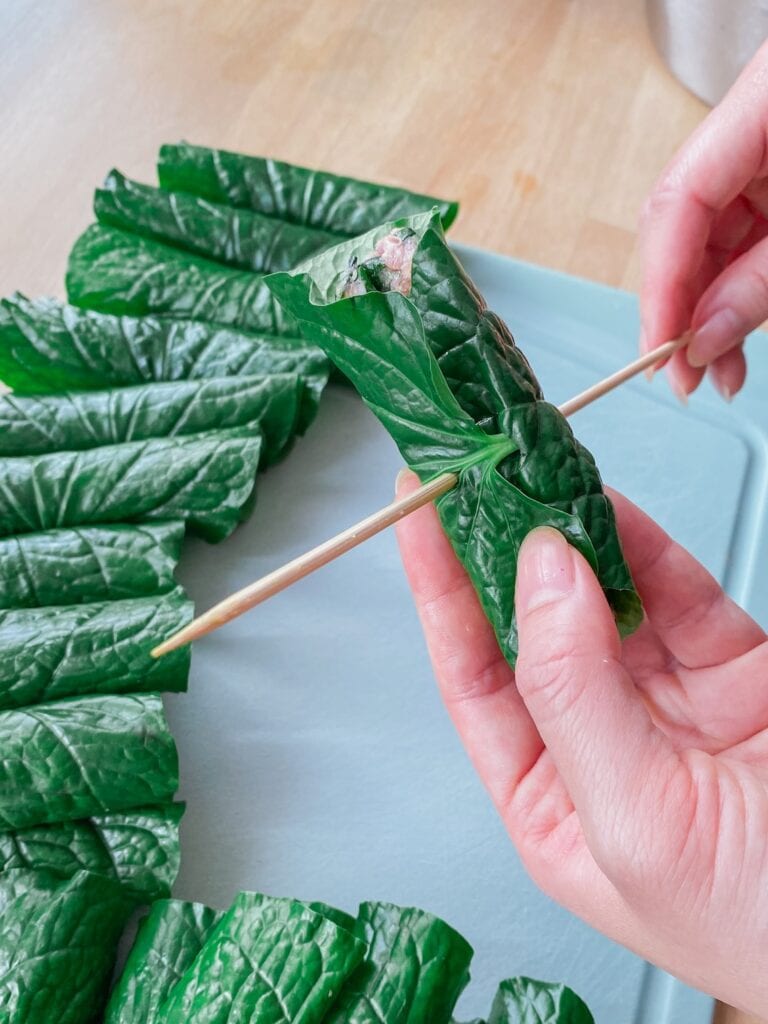 Chả Lá Lốt - vietnamesische Hackfleichröllchen in Pfefferblättern