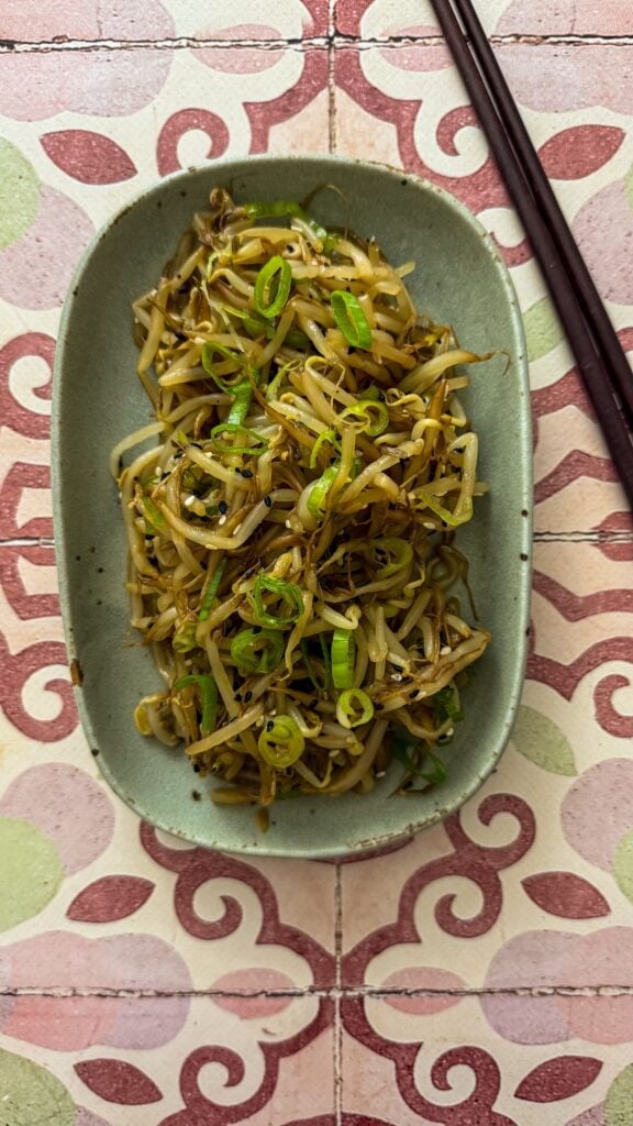 Sojasprossen Beilagensalat
