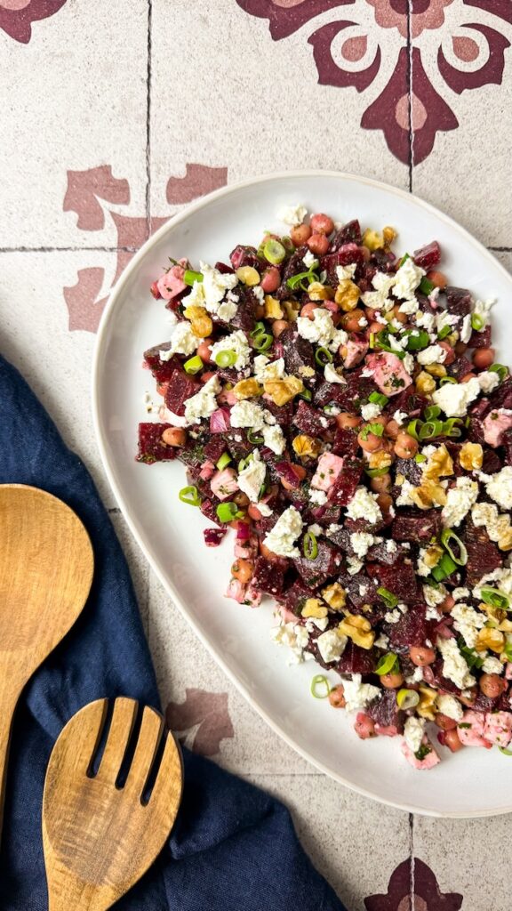 Rote Beetesalat mit Kichererbsen & Feta