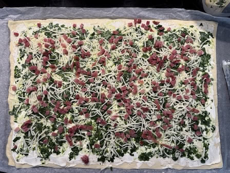 Bärlauchschnecken rollen