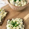 Eiersalat mit körnigem Frischkäse